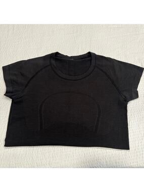 Lululemon black swiftly tech shirt for women size 4